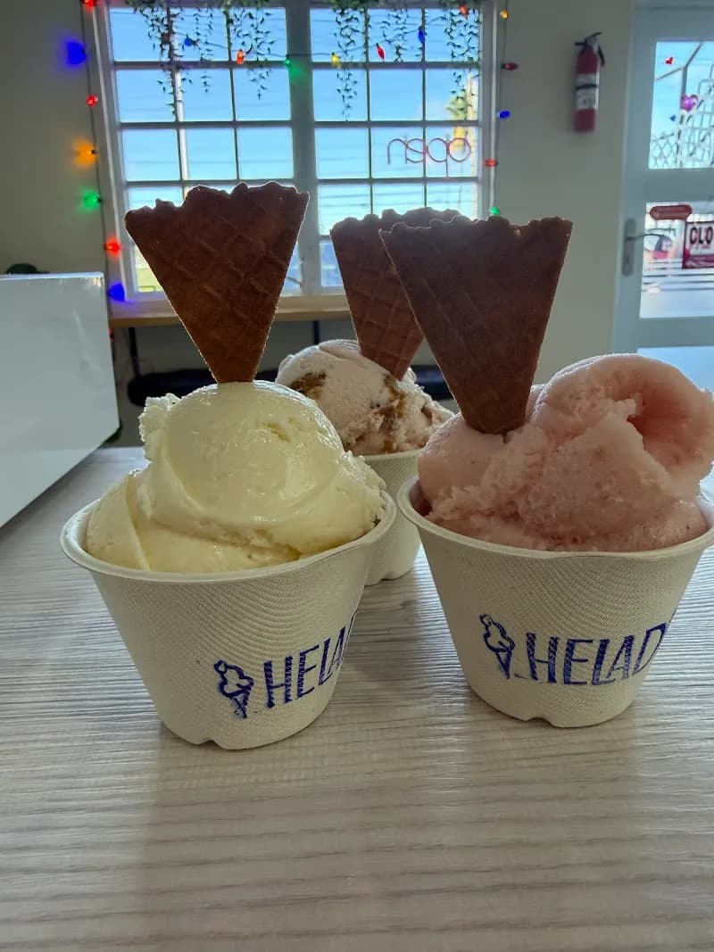 View of Heladería Local Río Grande in Río Grande, PR