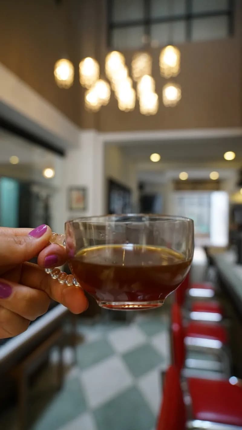 View of Heladería San Moritz in Teusaquillo, CD