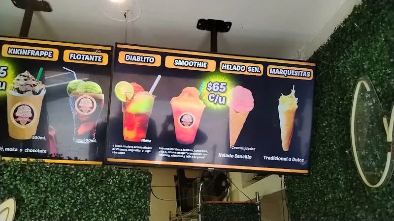 View of Helados Abasolo in Coyoacán, CDMX