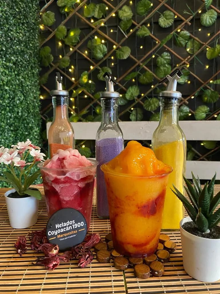 View of Helados Abasolo in Coyoacán, CDMX