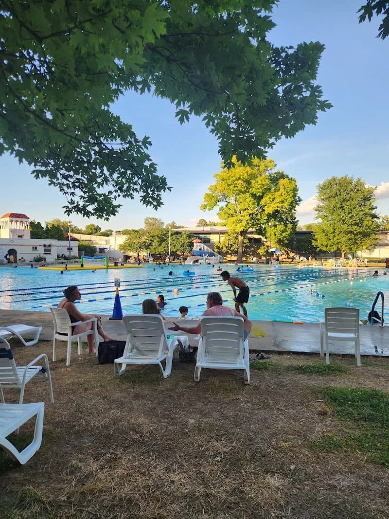 Heman Park Swimming Pool swimming pool in University City, MO