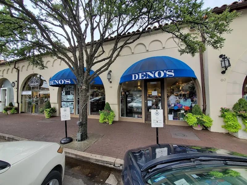 Highland Park Village shopping mall in University Park, TX