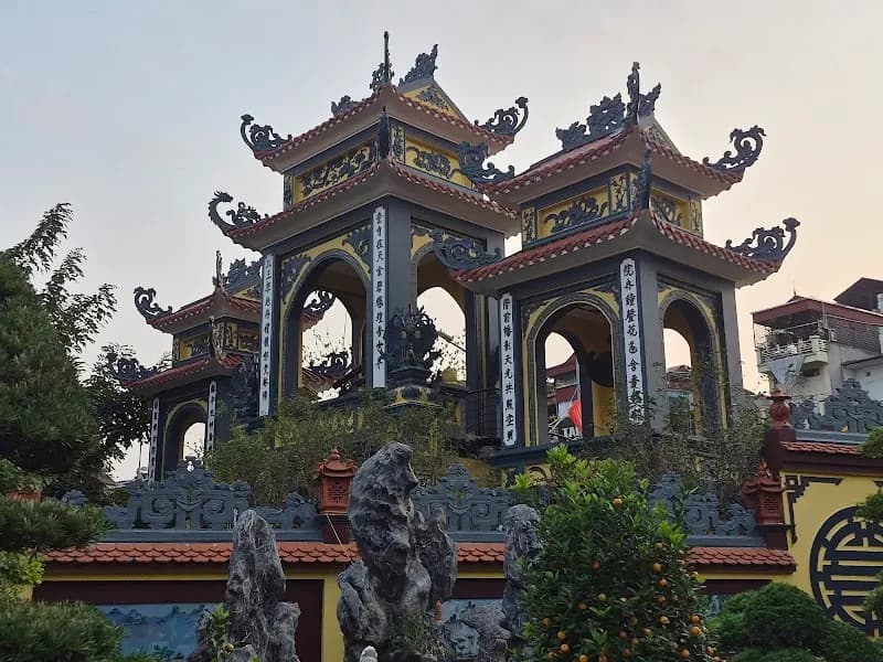 Hoan Kiem Lake Family Cycling Route outdoor adventure in Hoàn Kiếm, HN