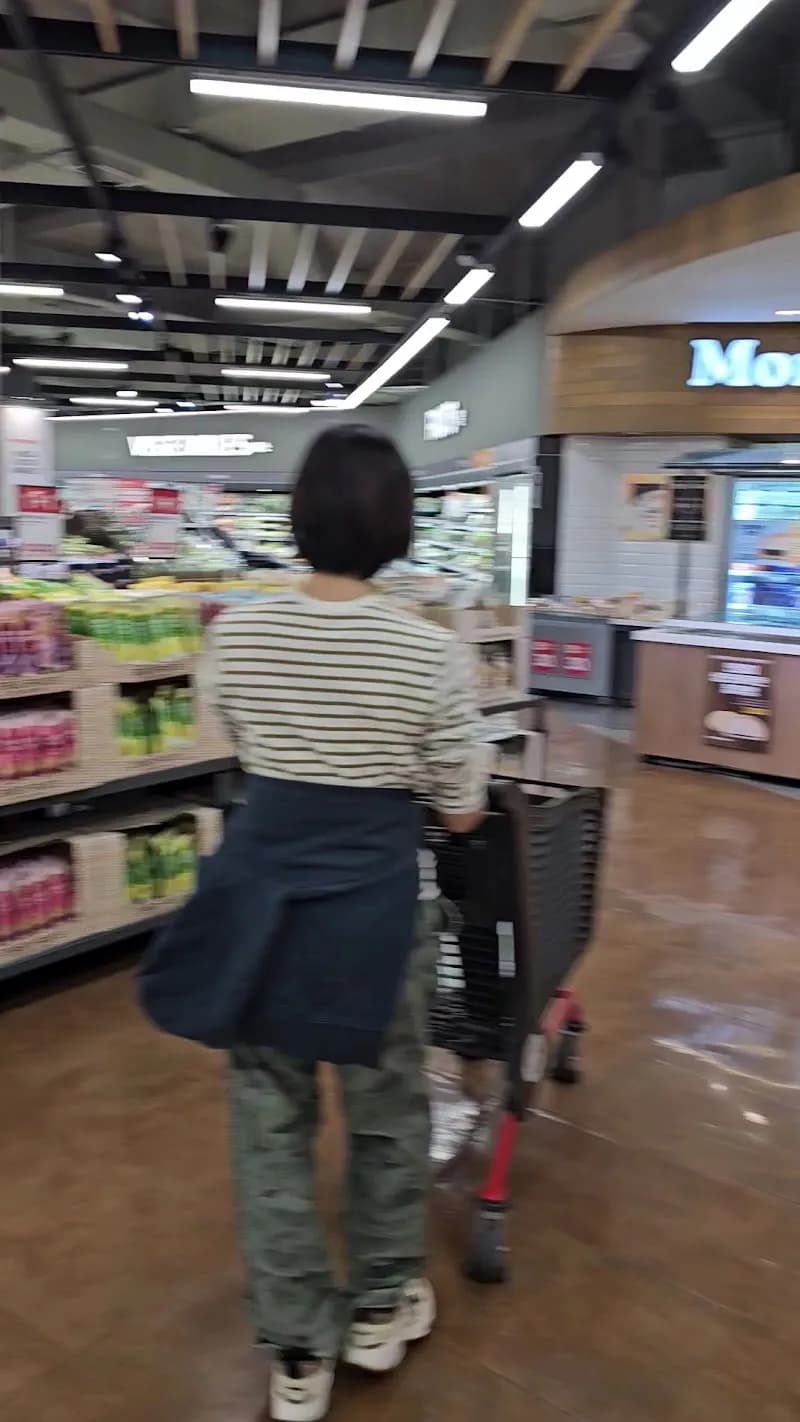 HOMEPLUS Incheon Songdo shopping mall in Songdo, IC