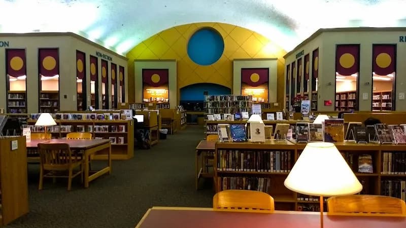 View of Homewood Public Library in Homewood, AL