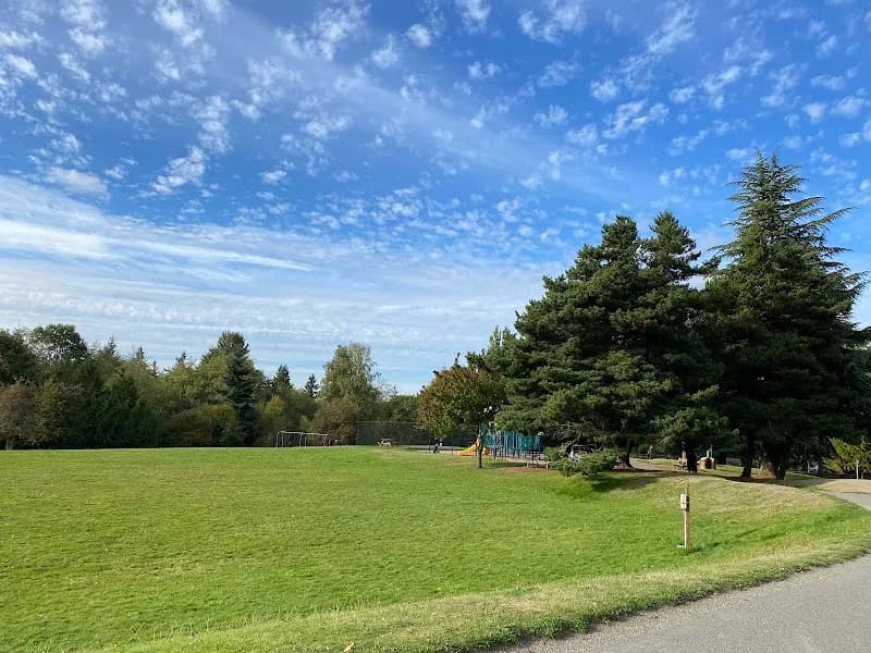 View of Horizon View Park in Lake Forest Park, WA