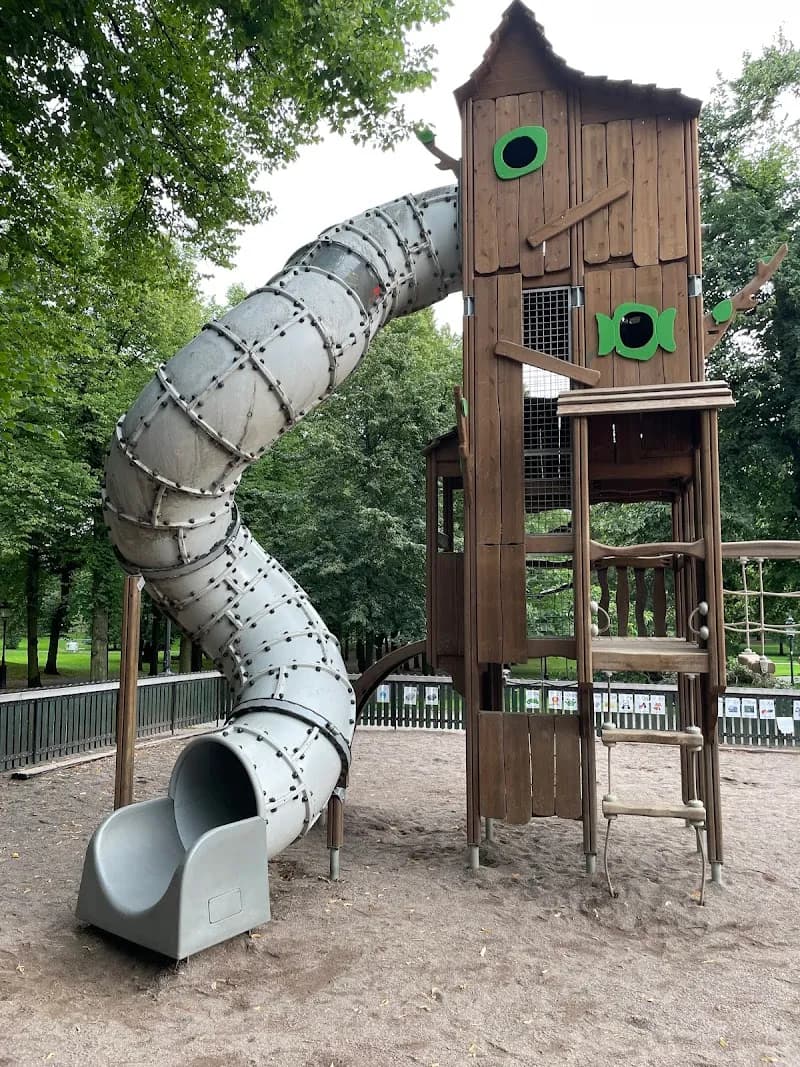 Humlegårdens Playground playground in Tyresö, Stockholm