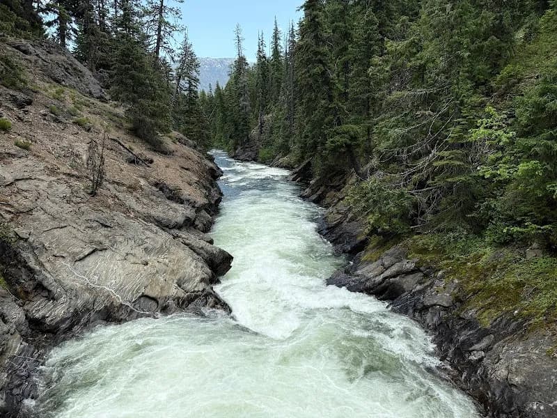 Icicle Creek Trailhead hiking area in Leavenworth, WA