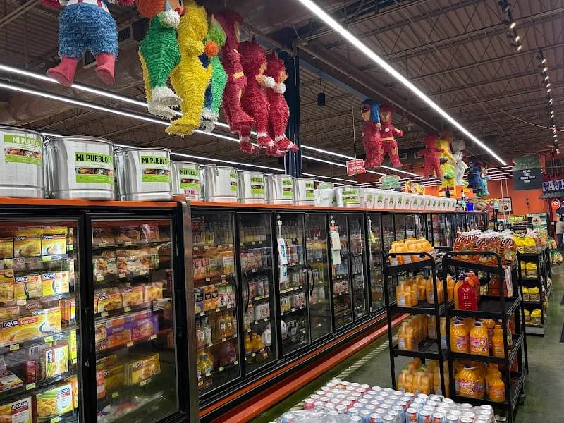 View of Ideal Market in River Ridge, LA