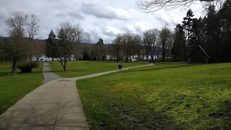 View of Idylwood Park in Redmond, WA