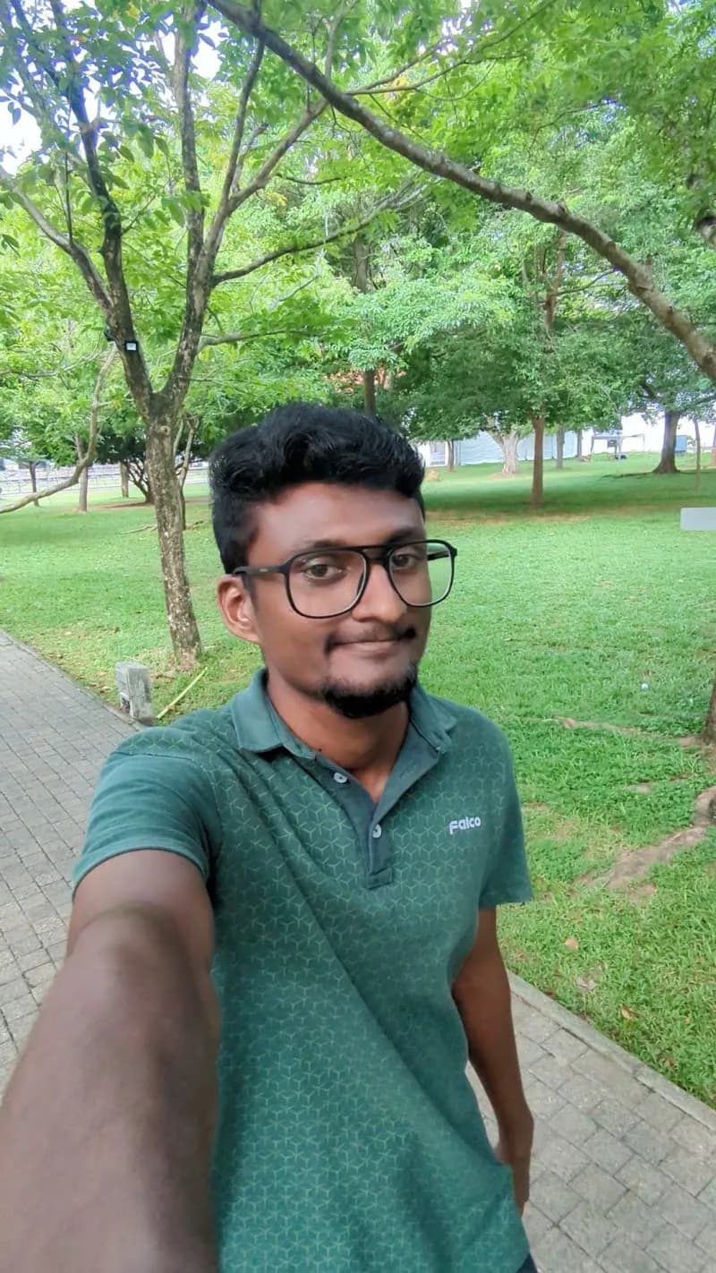 View of Independence Square Park in Colombo 3, WP