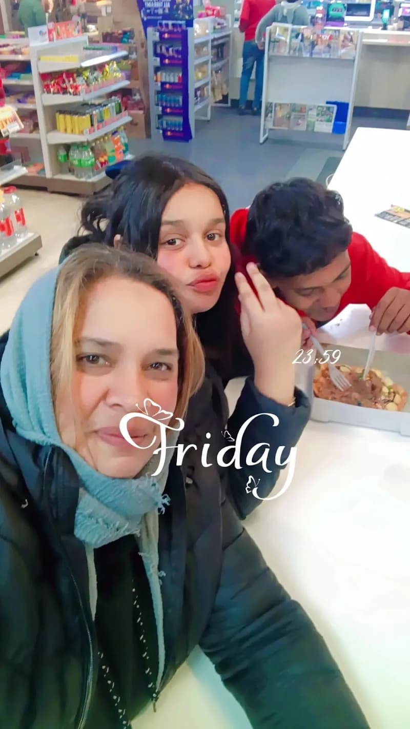 View of IQbubble Ice Cream in Woodstock, WC