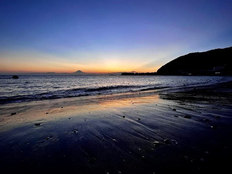 View of Isshiki Beach in Zushi, Kanagawa