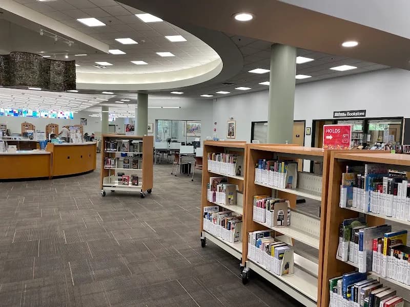 View of Jan Kaminis Platt Regional Library in South Tampa, FL