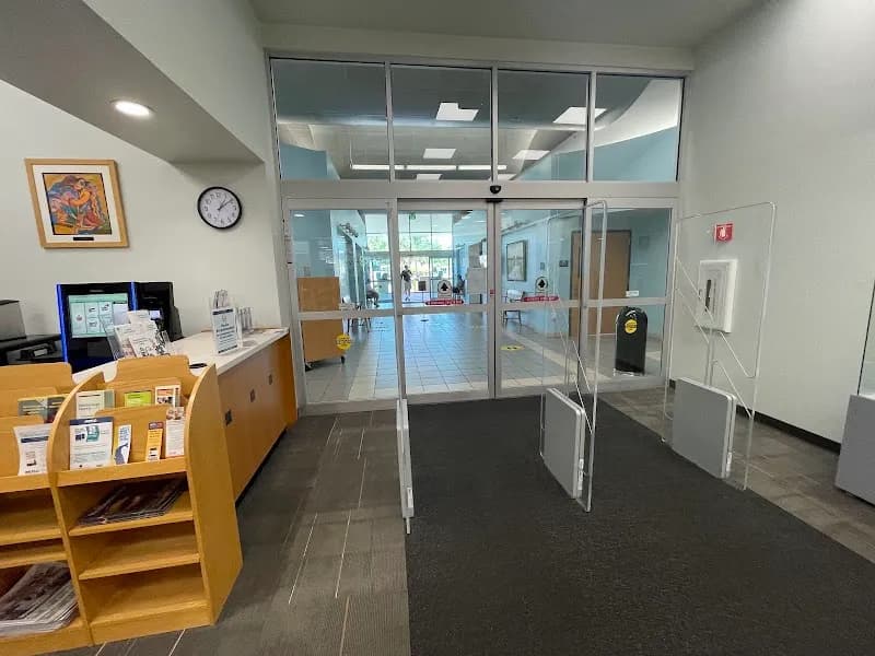 View of Jan Kaminis Platt Regional Library in South Tampa, FL