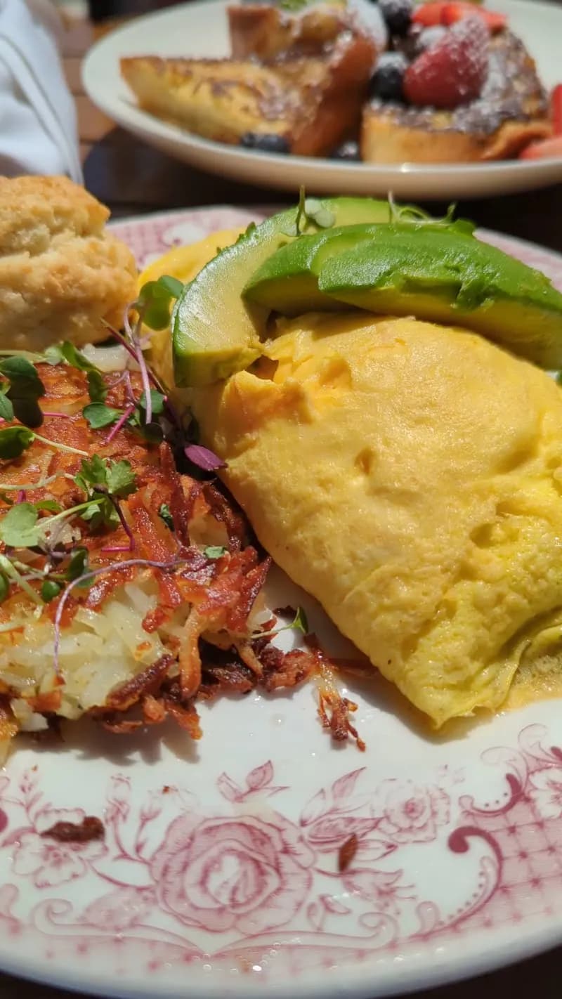 View of Jeannine's Bakery & Restaurant in Santa Barbara, CA