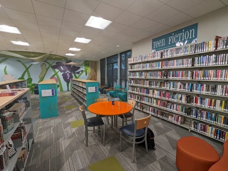 View of Jefferson Parish Library - Old Metairie Library in Old Metairie, LA