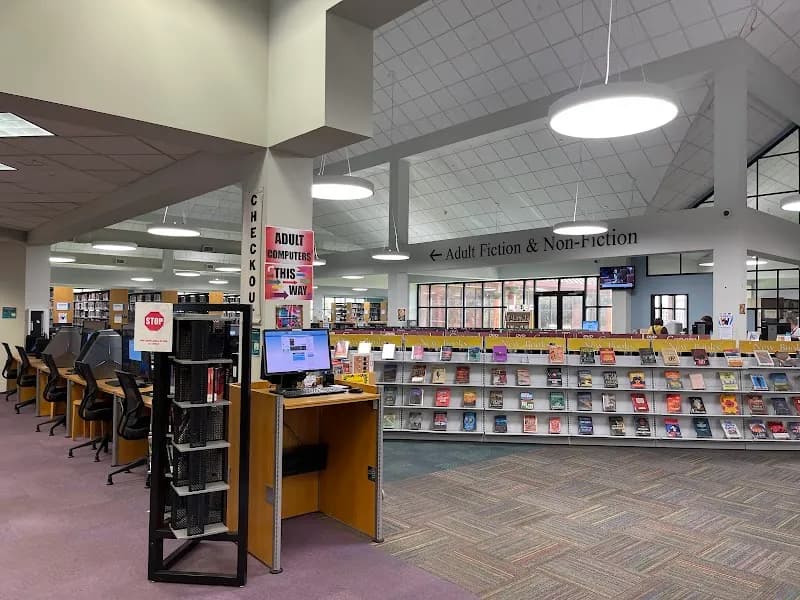 View of Jefferson Parish Library - West Bank Regional Library in Marrero, LA
