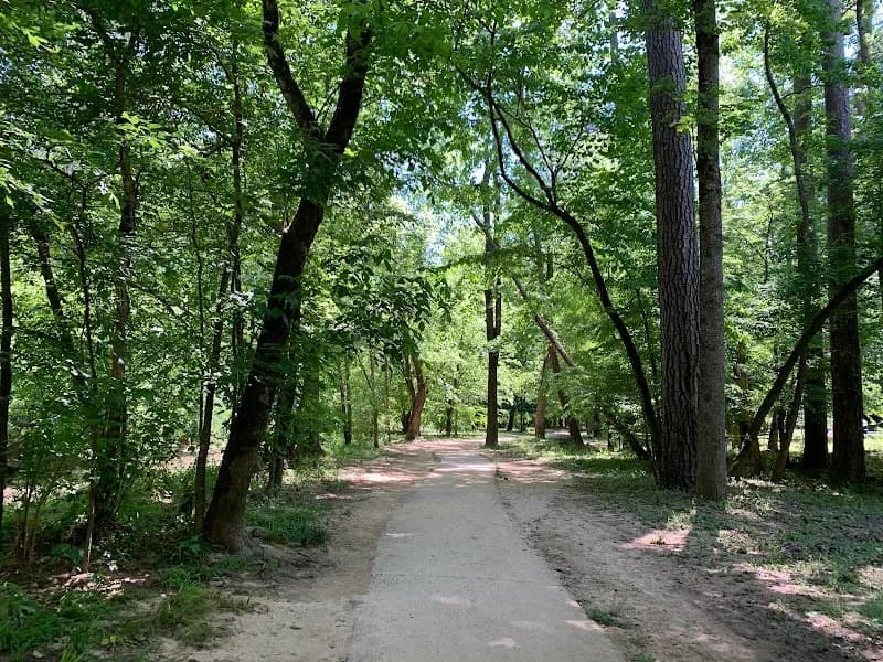 Jemison Park park in Mountain Brook, AL