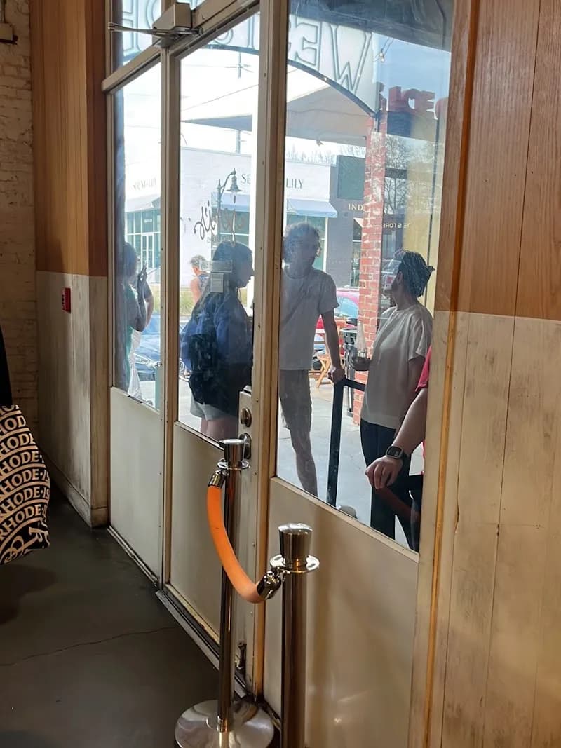 View of Jeni's Splendid Ice Creams in Buckhead, GA