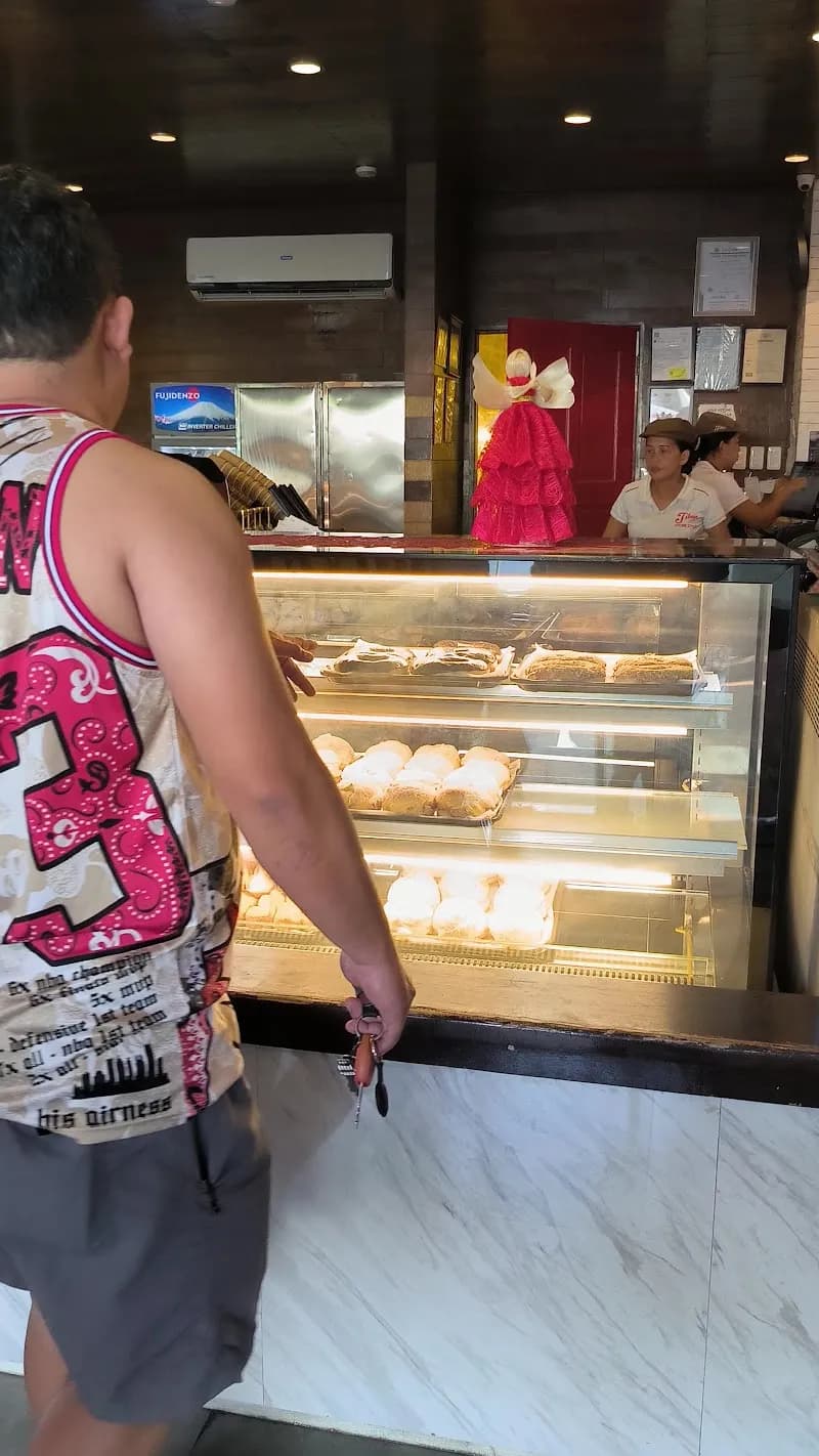 View of JT's Family Bakery & Cafe in Liloan, CV