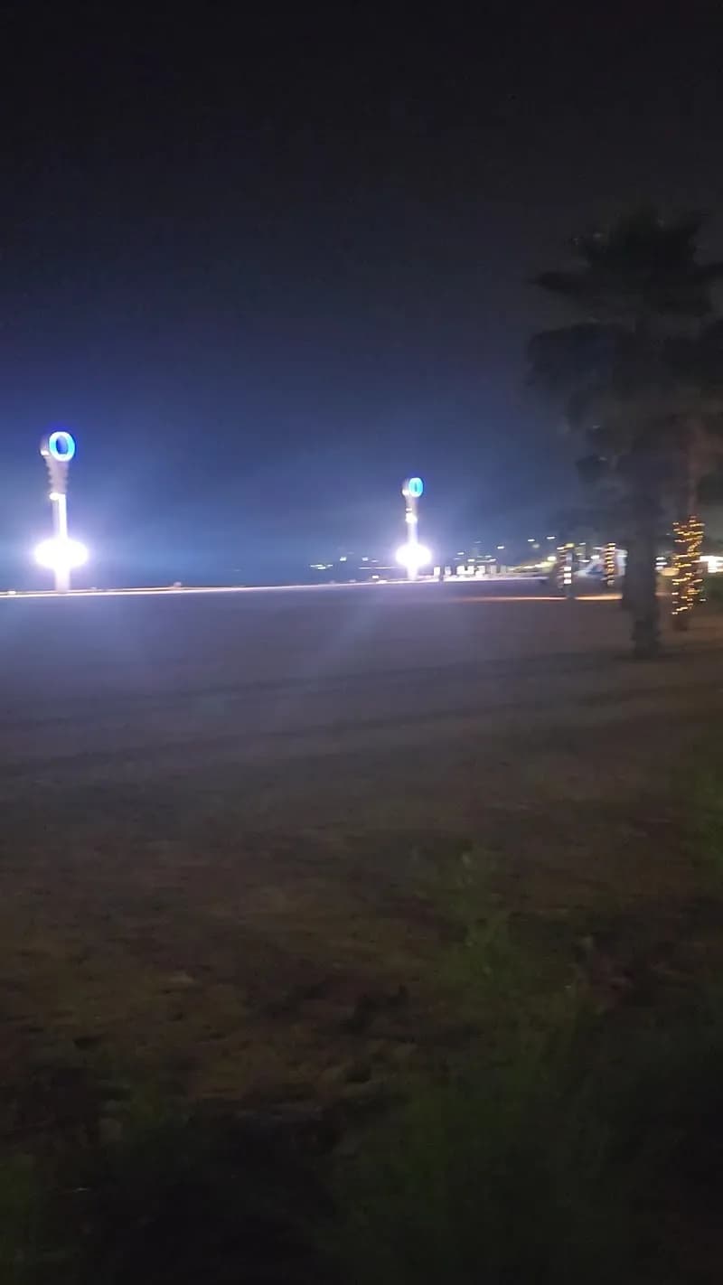 View of Jumeirah Public Beach 02 - Walking Board in Jumeirah, Dubai