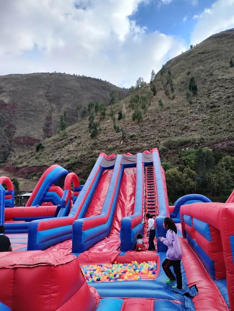 Jumpingparkcusco playground in Cusco, CUS