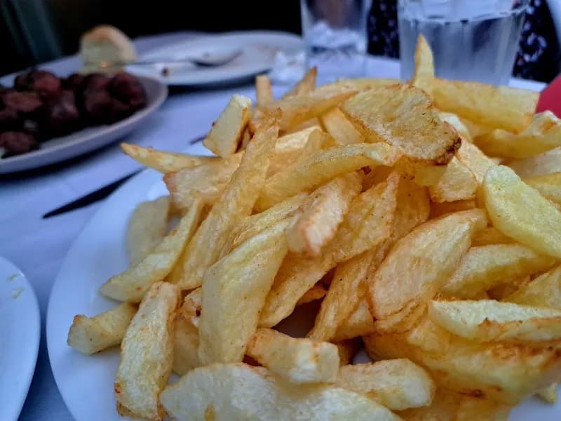 View of Kafeneio Tou Papa Cafe in Chalandri, AT