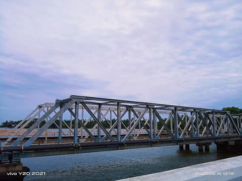 Kalutara Bridge bridge in Kalutara, WP