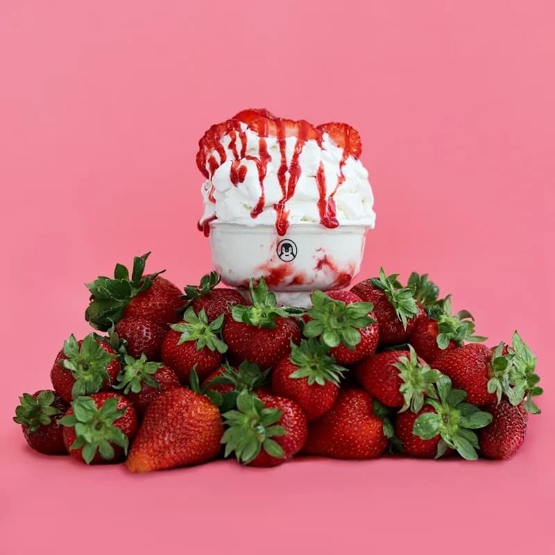 View of Khalda Ice Cream Shop in Khalda, Amman