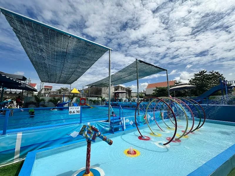 Khu vui chơi và hồ bơi Ola Kids playground in Nha Be, HCMC