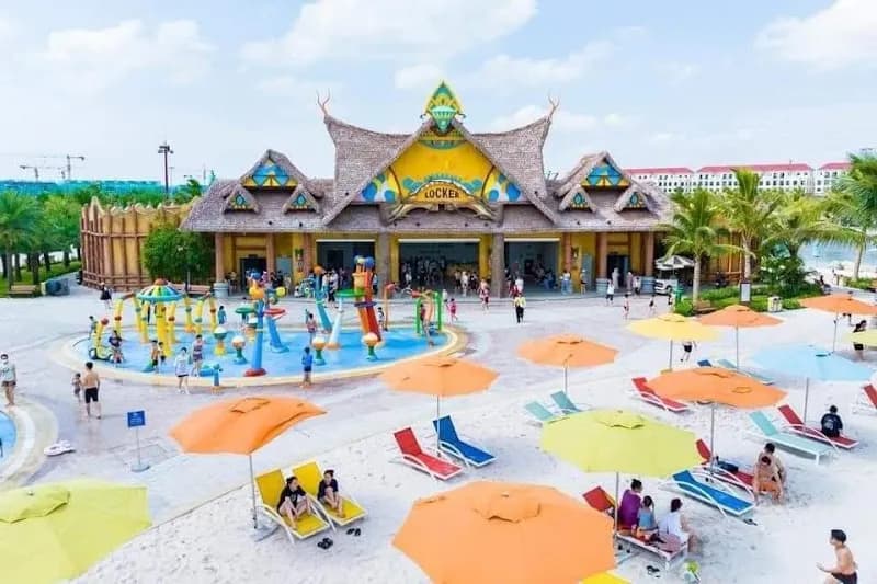 View of Kiến Hưng Water Park in Hoài Đức, HN