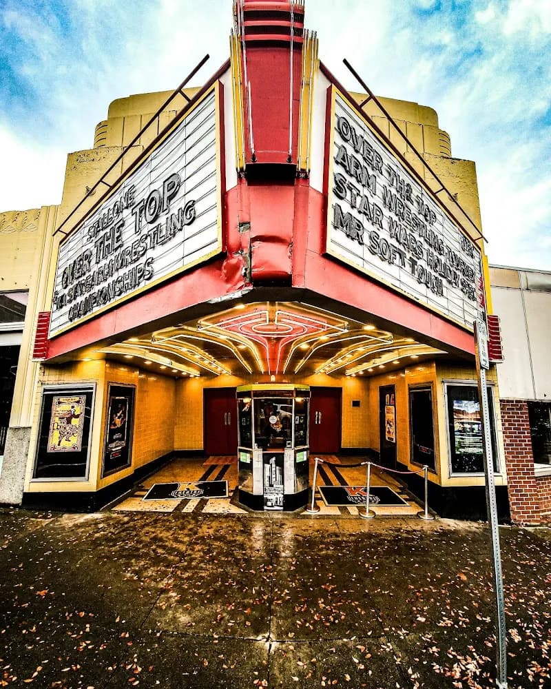 Kiggins Theatre movie theater in Vancouver, WA
