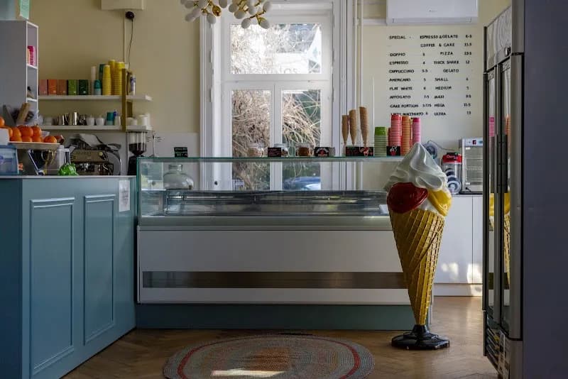 Kilchberg Ice Cream (Gelateria Dolce Vita) ice cream in Kilchberg, ZH