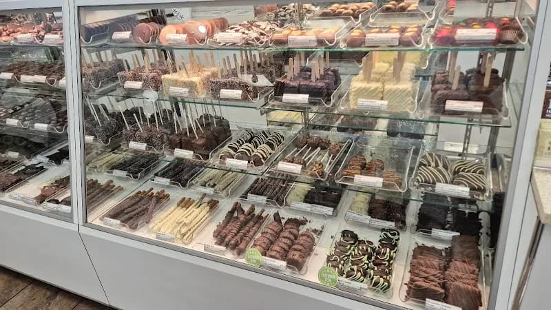 View of Kilwins Ice Cream - Chocolate - Fudge in Winter Park, FL