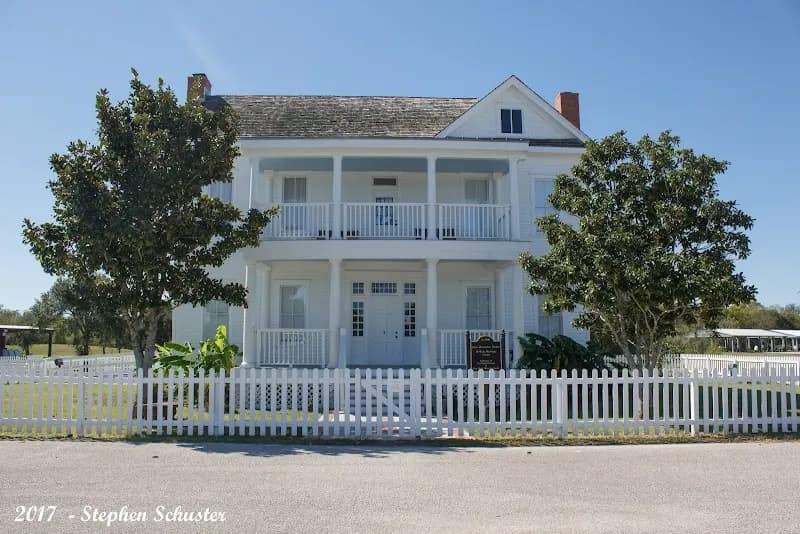 View of Kitty Hollow Park in Missouri City, TX