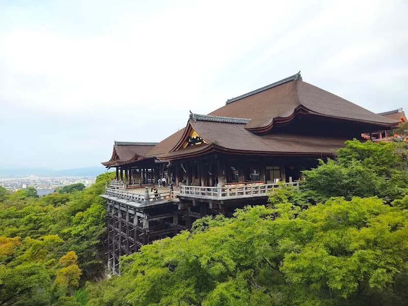 Kiyomizu-dera buddhist temple in Higashiyama, KYO