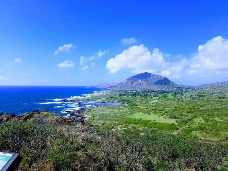 View of Koko Crater Botanical Garden in Oahu, HI