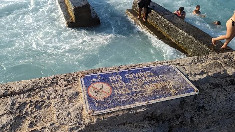 View of Kuhio Beach in Waikiki, HI