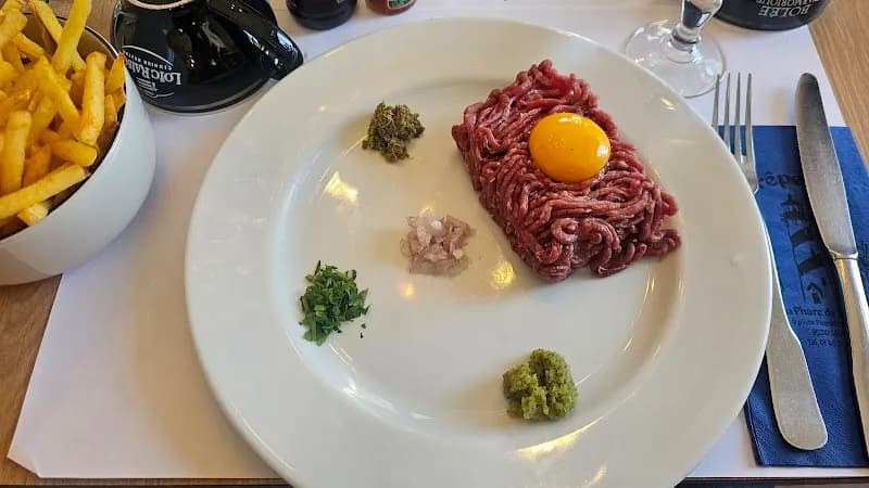 View of La Crêperie Bretonne in Sèvres, IDF