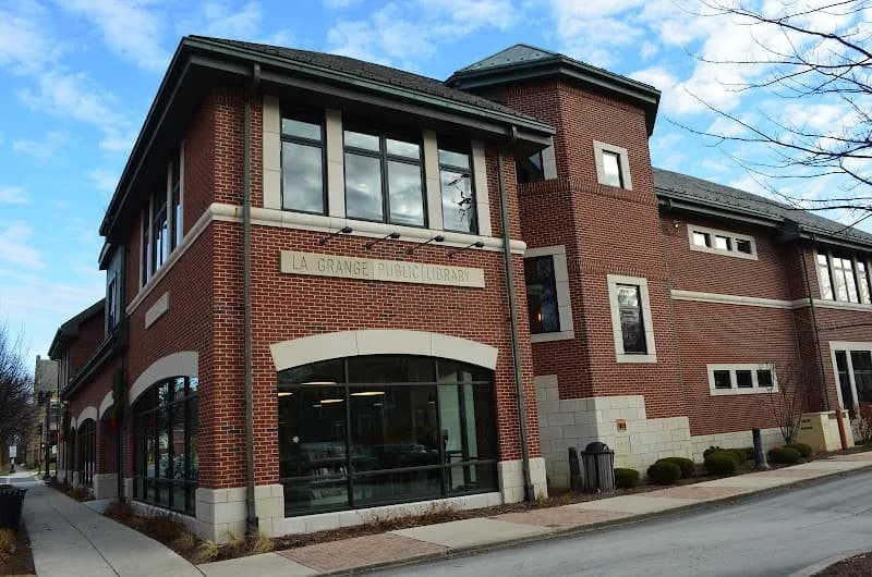 View of La Grange Public Library in La Grange, IL