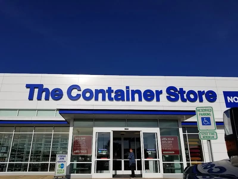 La Place Center Shopping Centers in Beachwood, OH