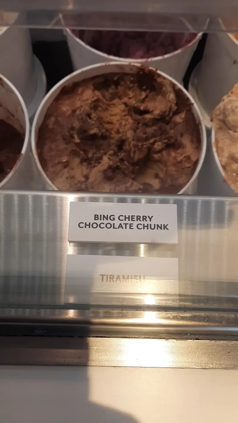 View of La Place Center in Beachwood, OH