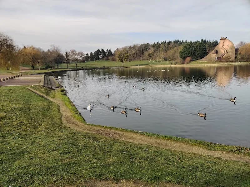 View of Lac d'Evry in Evry, IDF
