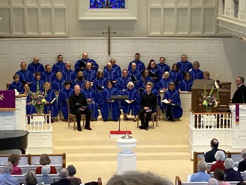 View of Ladue Chapel Presbyterian Church (USA) in Ladue, MO