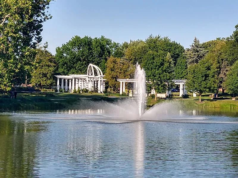 View of Lakeside Park in Fort Wayne, IN
