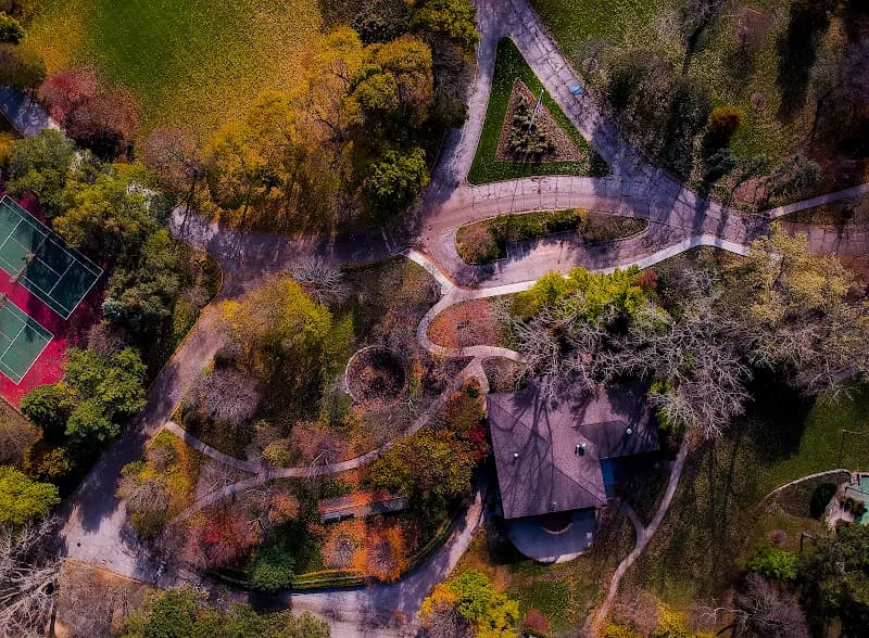 View of Lakeview Center at Gillson Park in Wilmette, IL