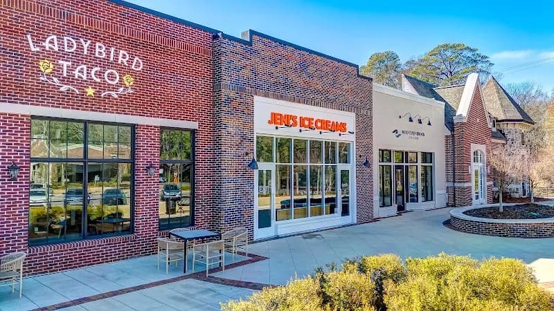 Lane Parke shopping mall in Mountain Brook, AL