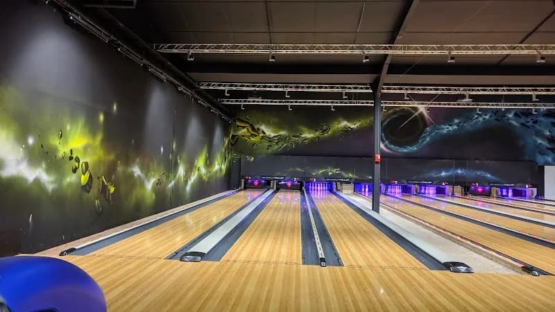 Laser Quest bowling alley in Nice, PAC