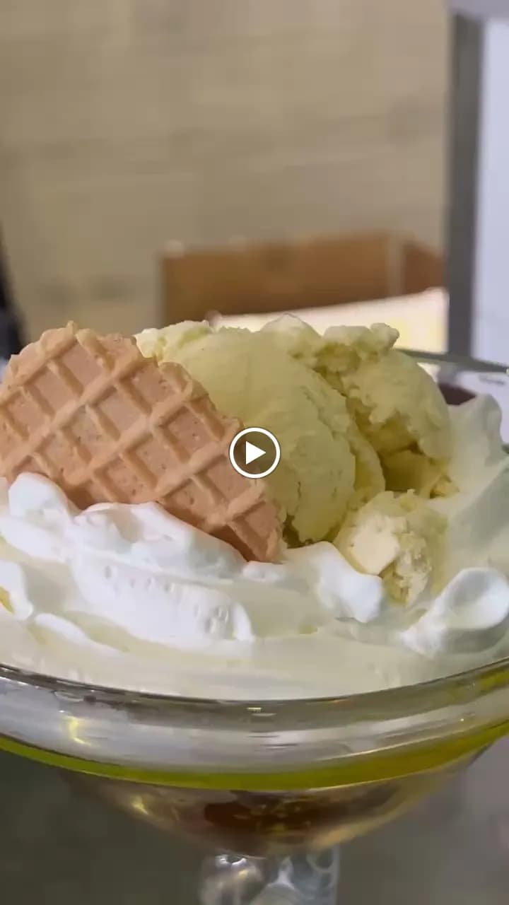 View of Le Petit Café du Marché in Vence, PACA